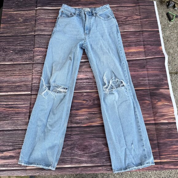 Abercrombie & Fitch 90's Relaxed Jean High Rise Womens size 28 - Picture 1 of 5